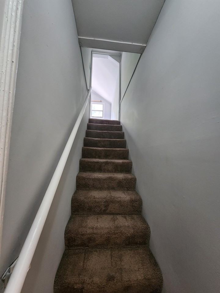 1282 Lucile Ave Sw #1 - Photo 6 of 14