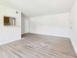 featured image of 2004 Warren Ave #E