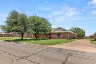10217 Hyacinth Ln #B - Photo 1 of 1