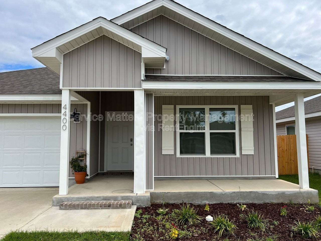 4400 White Cedar Ct - Photo 2 of 50