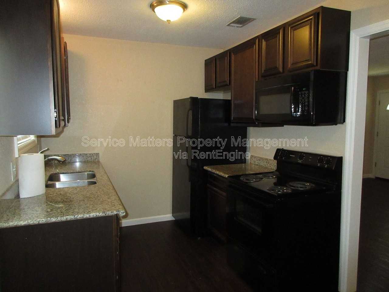 4287 Diamond St - Photo 6 of 17