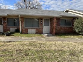 8014 E 2nd St #B - Photo 1 of 1