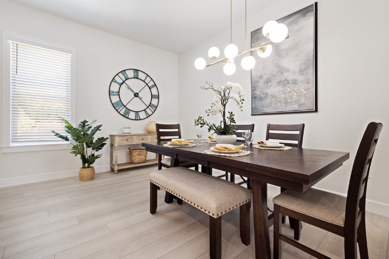 4921 North Nebraska Avenue - Photo 4 of 14