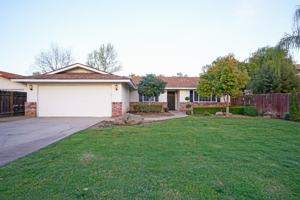 featured image of Sierra Ave & N Clovis Ave