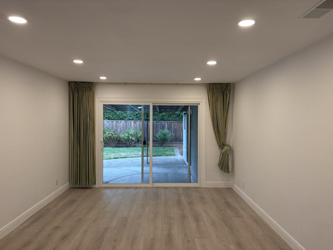4054 Lemoyne Way #NA - Photo 2 of 9