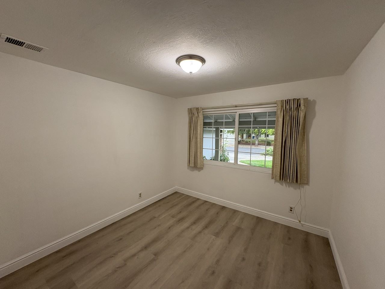 4054 Lemoyne Way #NA - Photo 3 of 9