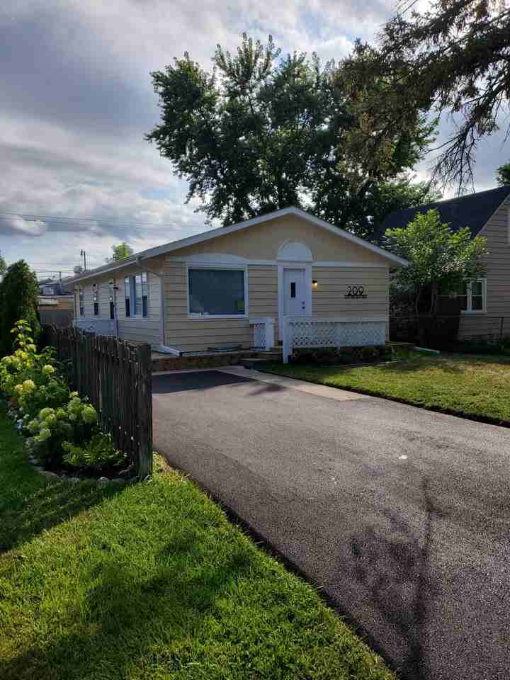 209 E Pineview Dr #NA - Photo 3 of 32