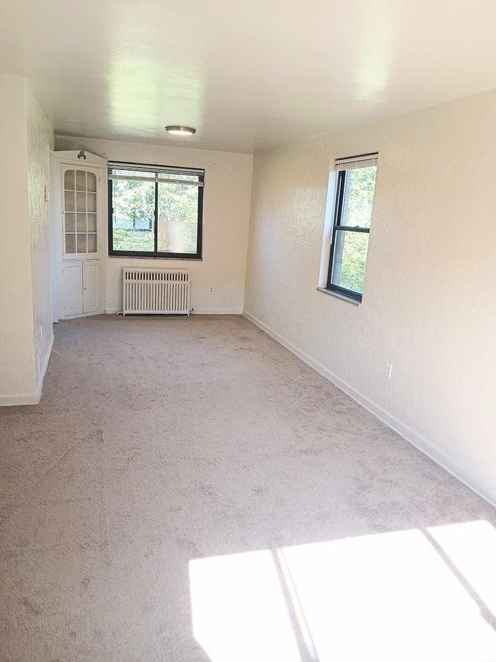 Hoodridge Dr #472 - Photo 3 of 30