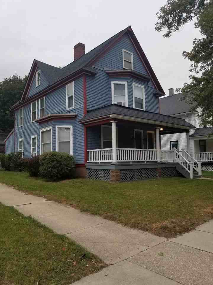 1422 Merrill St #3 - Photo 5 of 8