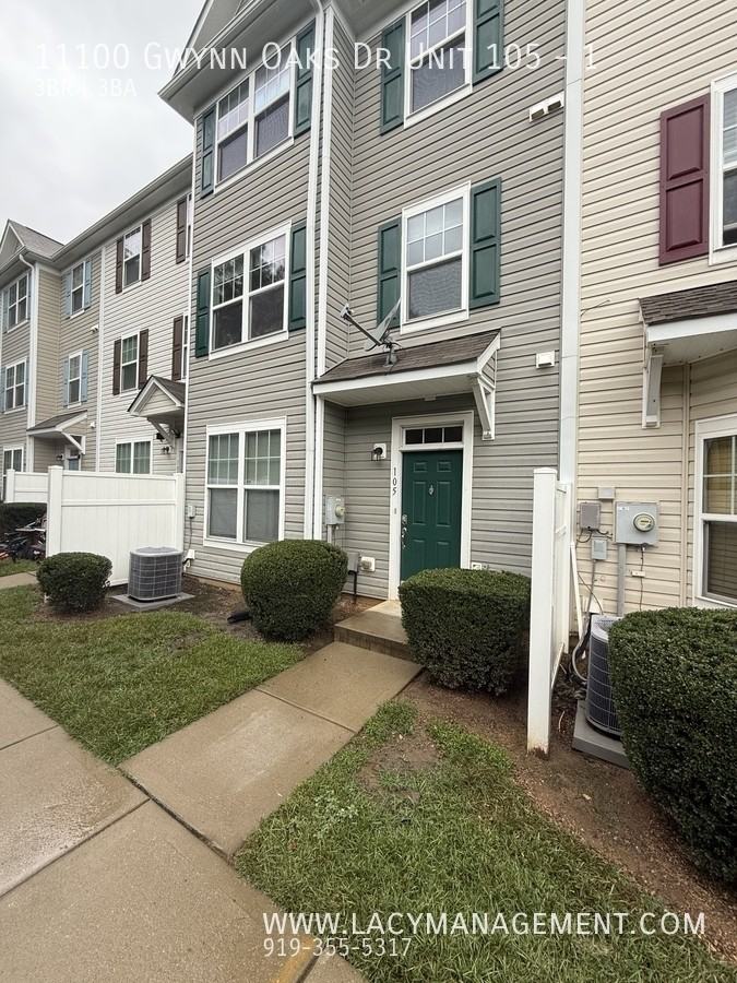11100 Gwynn Oaks Dr Unit 105 - Photo 4 of 25