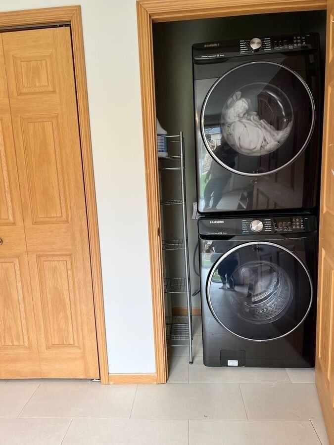 1806 Dainesway Drive - Photo 4 of 16