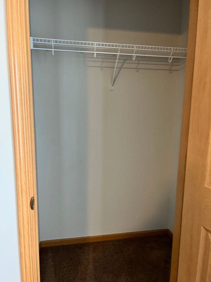 1806 Dainesway Drive - Photo 5 of 16