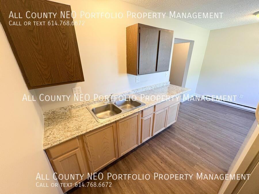 935 S Court St #26 - Photo 7 of 14