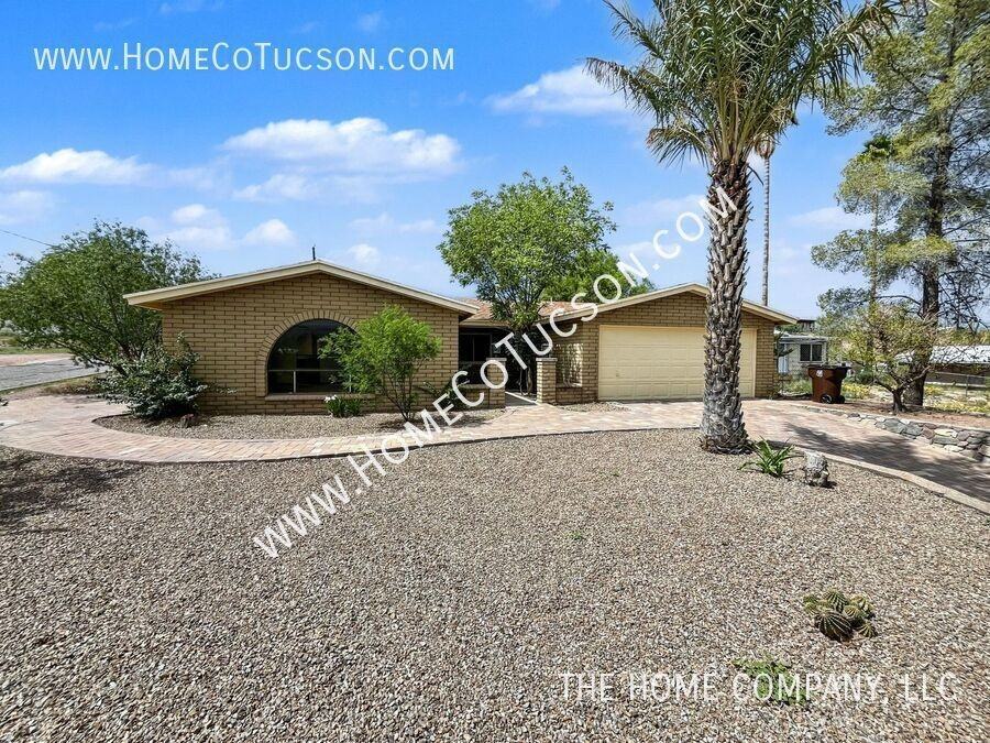 420 S Hetzel Ave - Photo 2 of 50