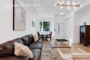270 270 Davenport Rd unit 5 - Photo 1 of 1