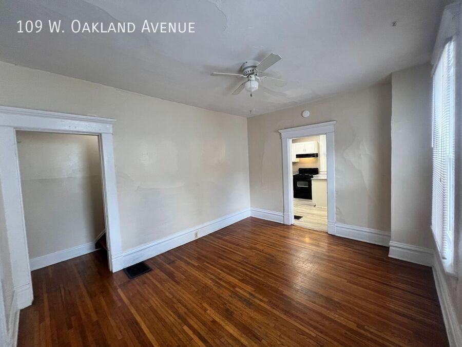 109 W Oakland Ave - Photo 3 of 20
