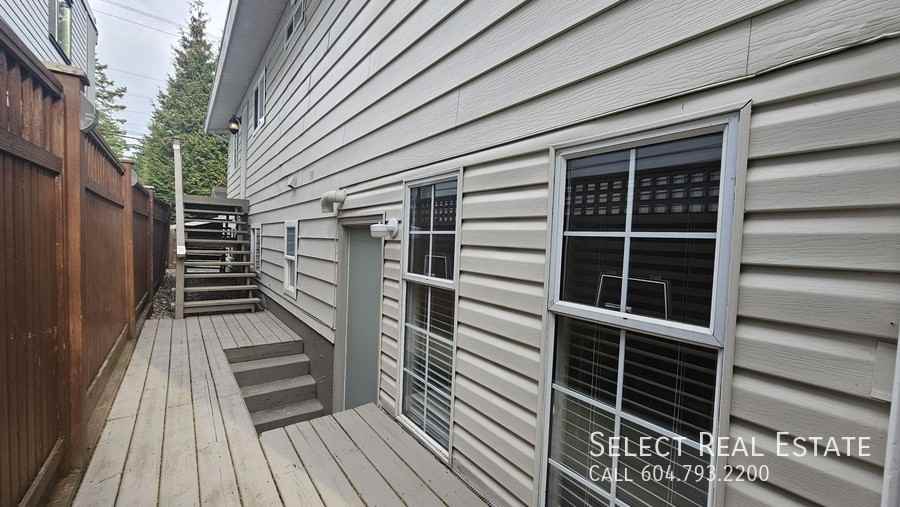 1587 Stayte Rd #B - Photo 2 of 18