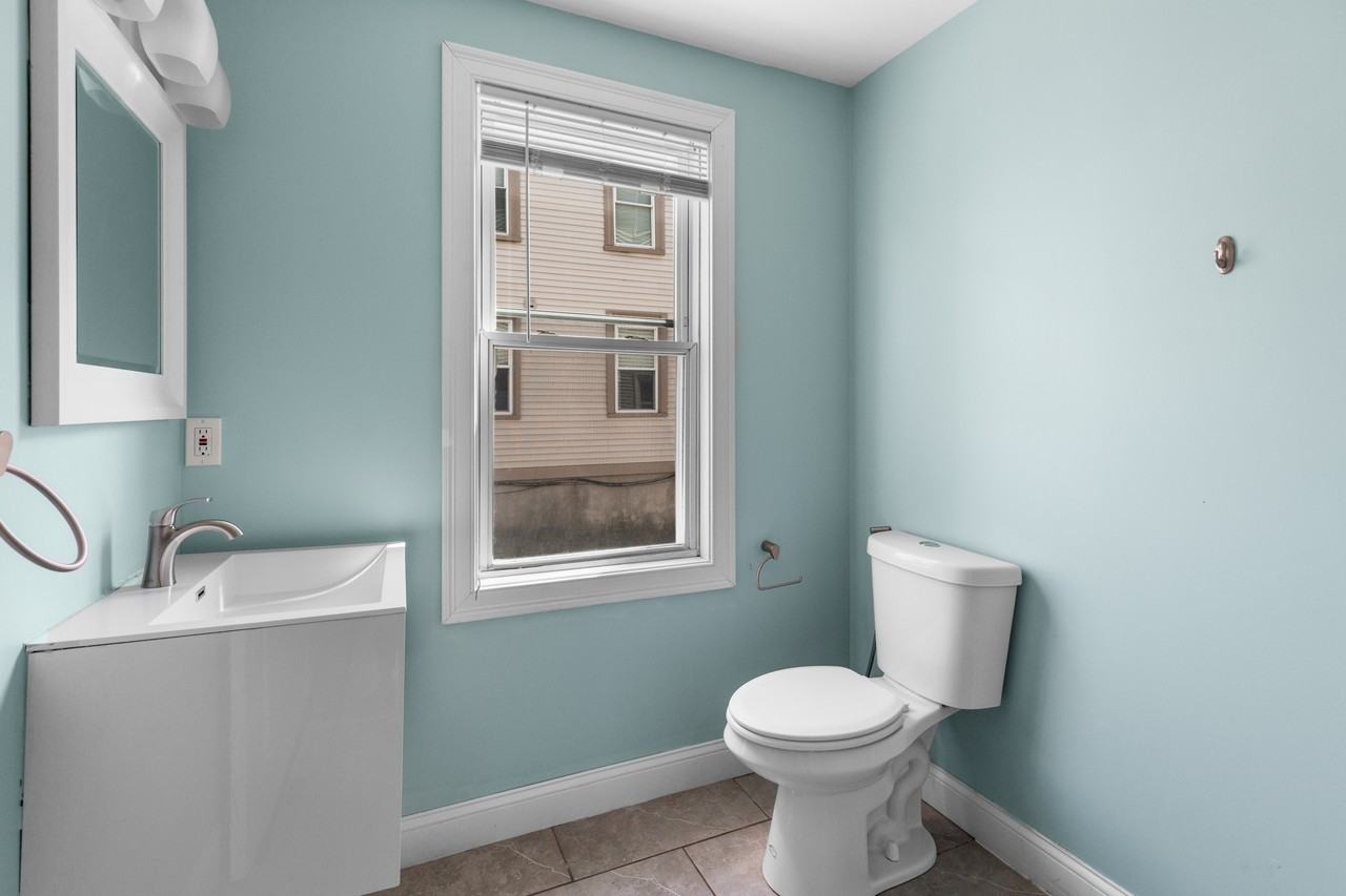 14 Trenton St - Photo 5 of 23