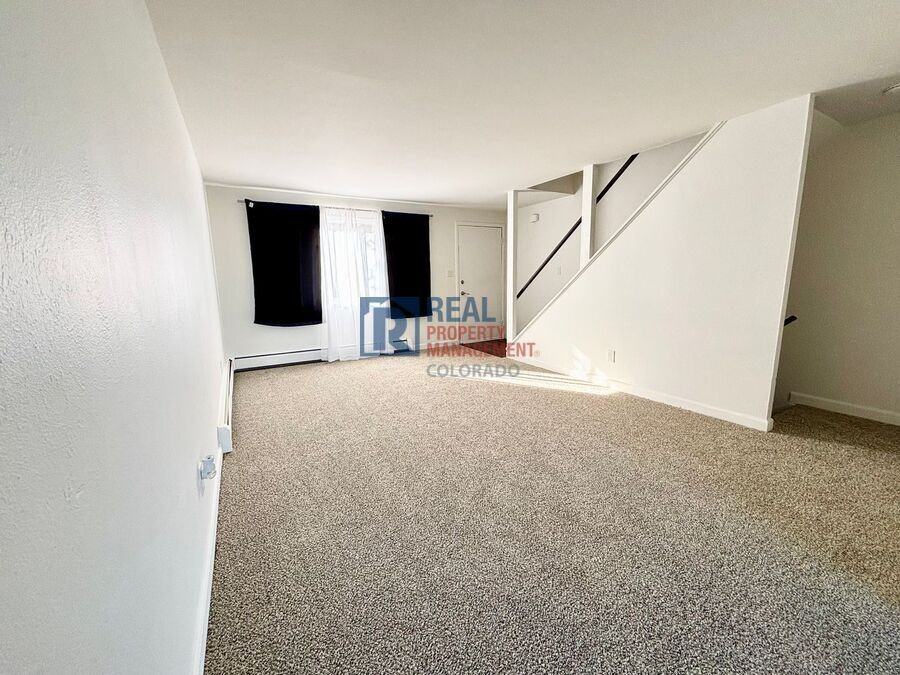 3742 Miller Ct - Photo 2 of 16