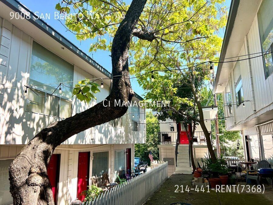 9008 San Benito Way #A4 - Photo 4 of 12