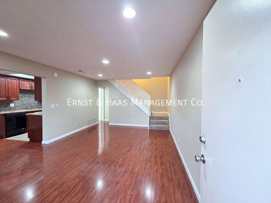 16806 Sierra Vista Way - Photo 3 of 20