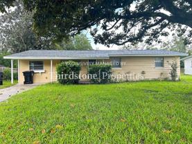 455 Clermont Dr W - Photo 1 of 1