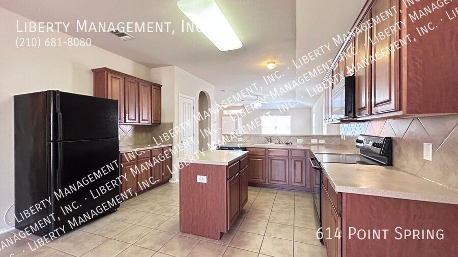 614 Point Spg - Photo 7 of 25