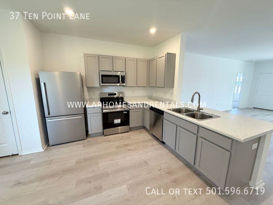 37 Ten Point Ln - Photo 3 of 24