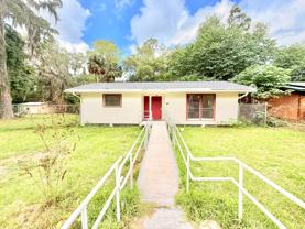 536 Se 72nd St - Photo 1 of 1