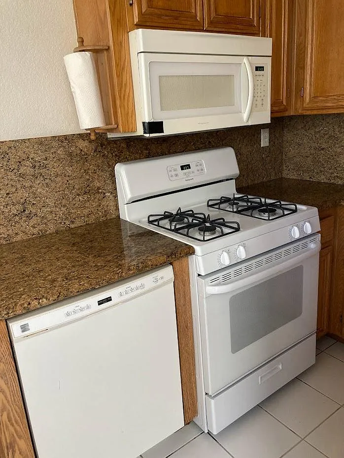 11017 Caminito Arcada - Photo 3 of 23