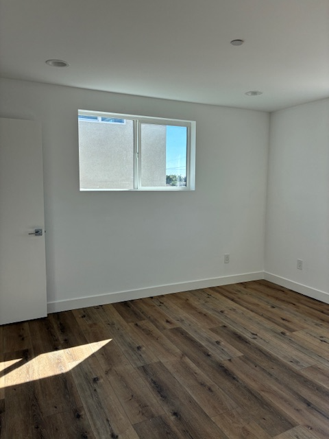 447 W 74th St - Photo 3 of 6