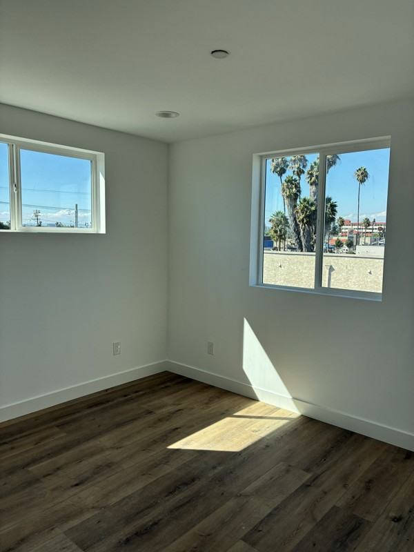 449 W 74th St - Photo 4 of 10