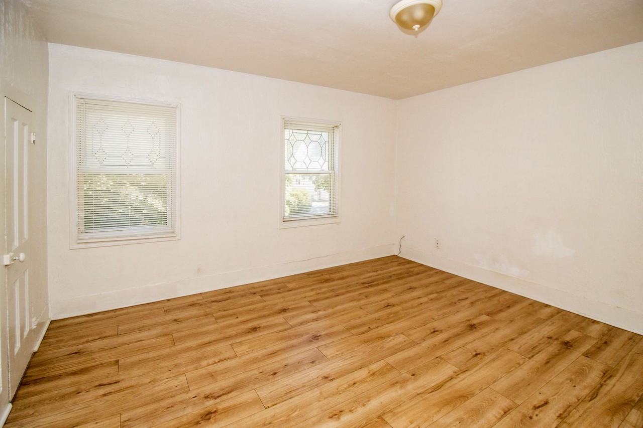 636 Allyn St #2 - Photo 3 of 10