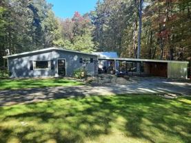 136 Cove Rd - Photo 1 of 1