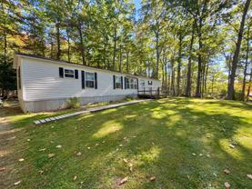 24 Oakwood Ln - Photo 1 of 1