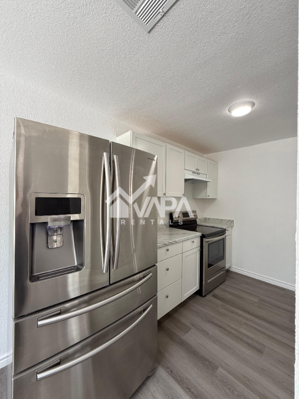 10310 Little Sugar Crk - Photo 3 of 17