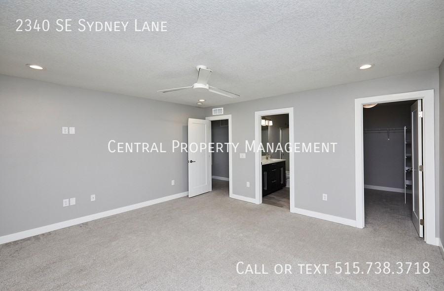 2340 Se Sydney Ln - Photo 5 of 19