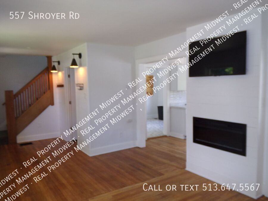 557 Shroyer Rd - Photo 3 of 25