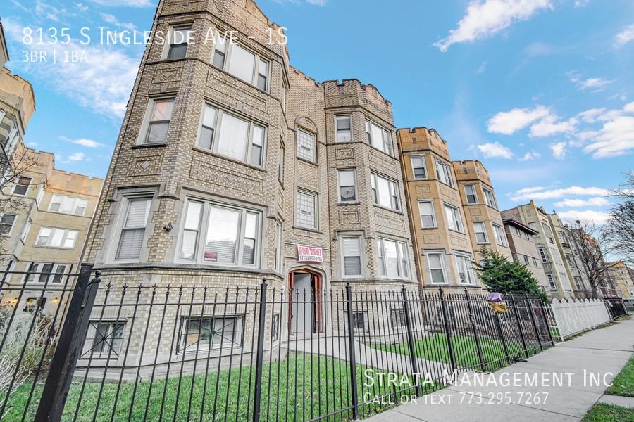 8133 South Ingleside Avenue - Photo 2 of 13