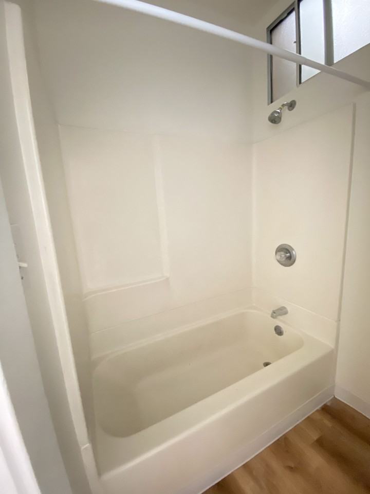 629 Pine Ave. - Photo 5 of 10