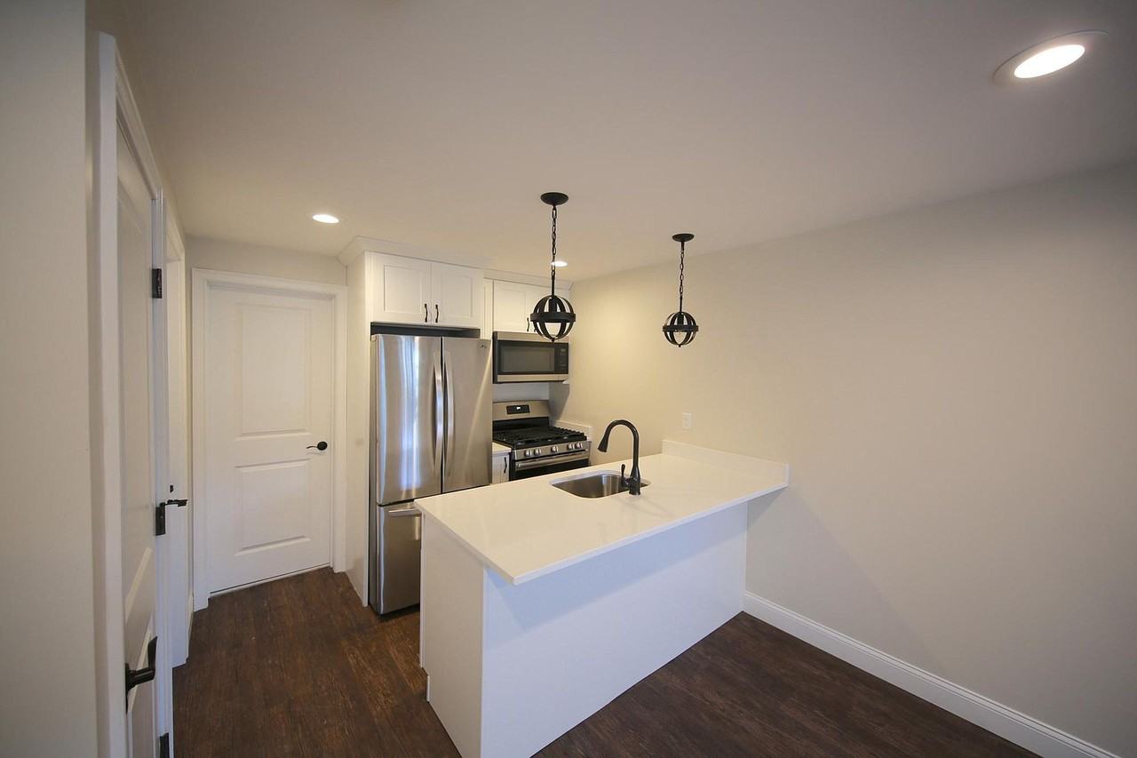 27-29 East Transit Street - Photo 2 of 25