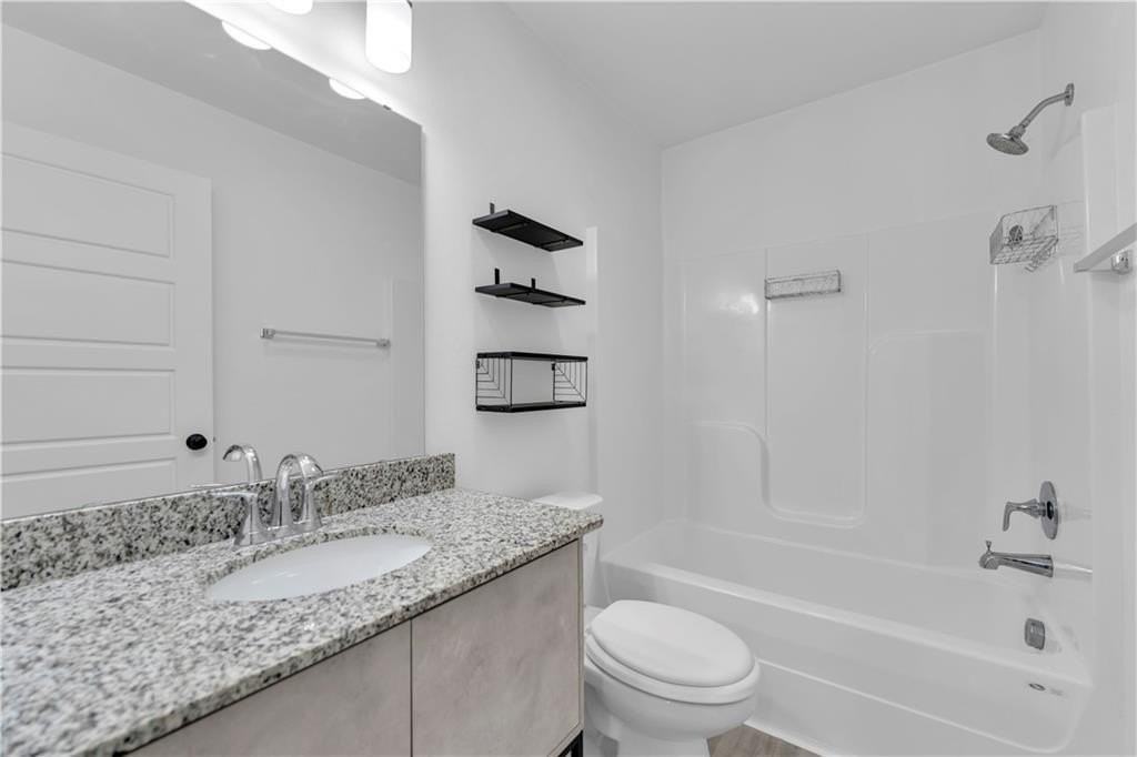 960 Illinois Ave - Photo 6 of 15