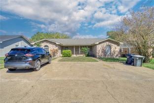 1517 Hillside Dr - Photo 1 of 1