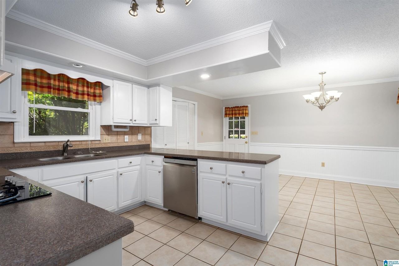 2001 Shadowood Court - Photo 6 of 25