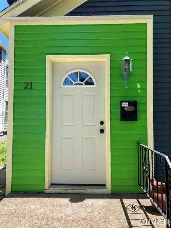 21 College St - Photo 3 of 21