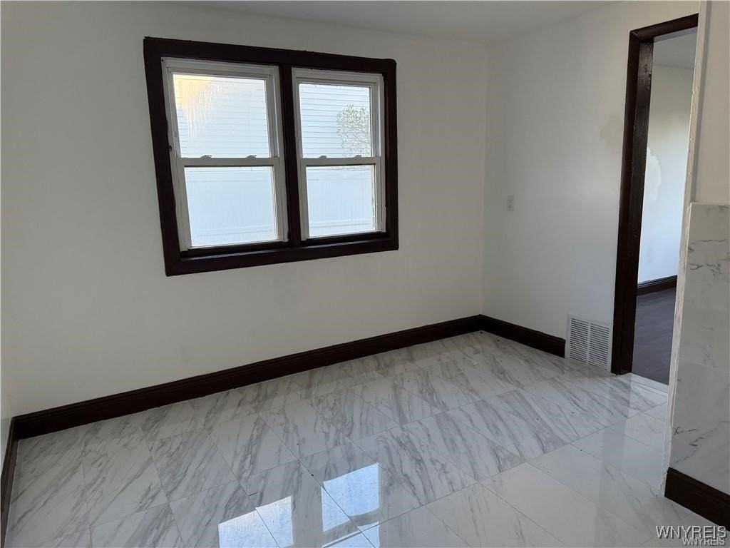 104 Balbach Dr - Photo 7 of 15