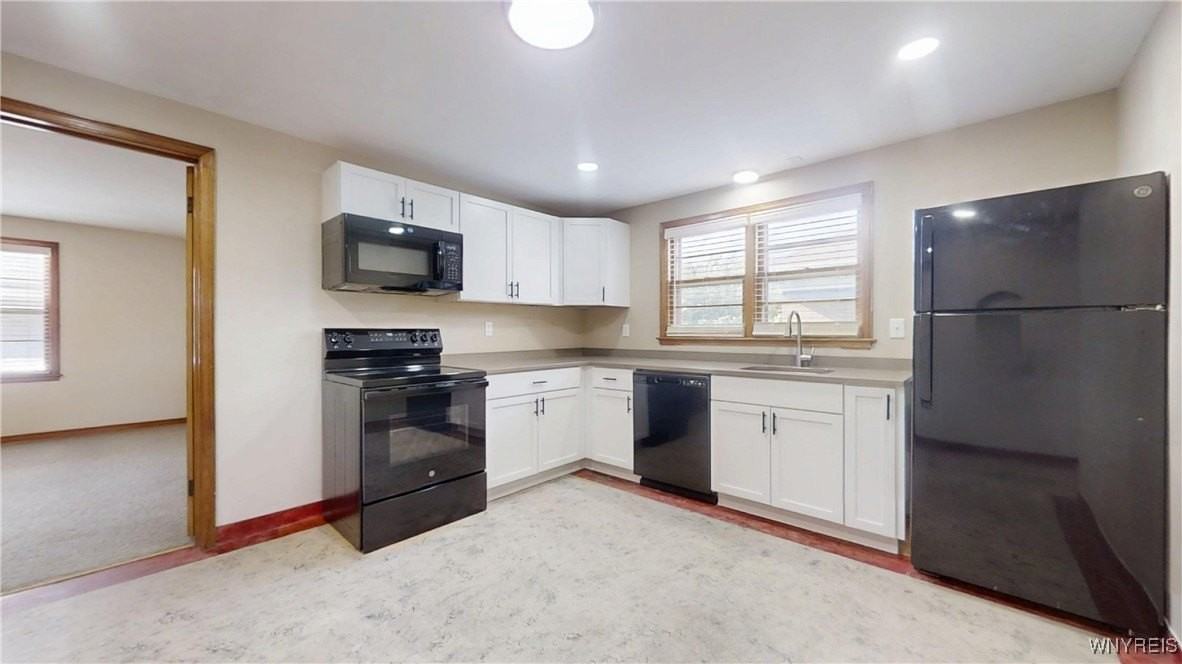 532 16th Street #2UPPER - Photo 4 of 20