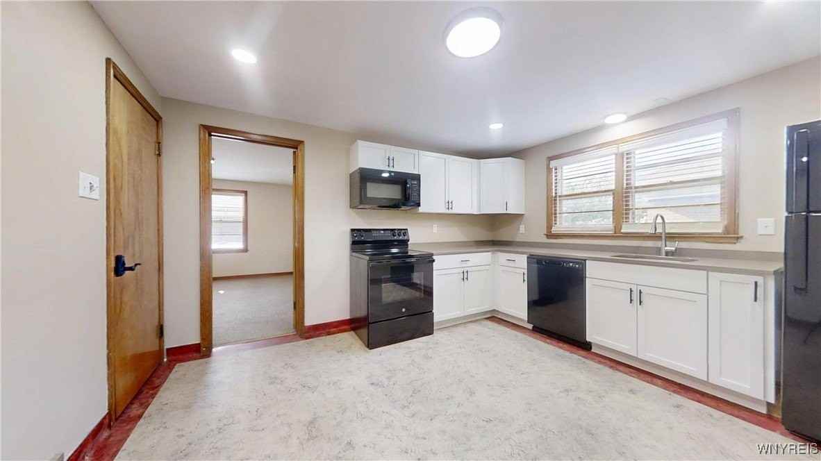 532 16th Street #2UPPER - Photo 6 of 20