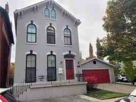 featured image of 62 Tracy St