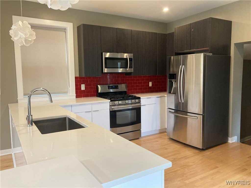 62 Tracy St - Photo 6 of 20